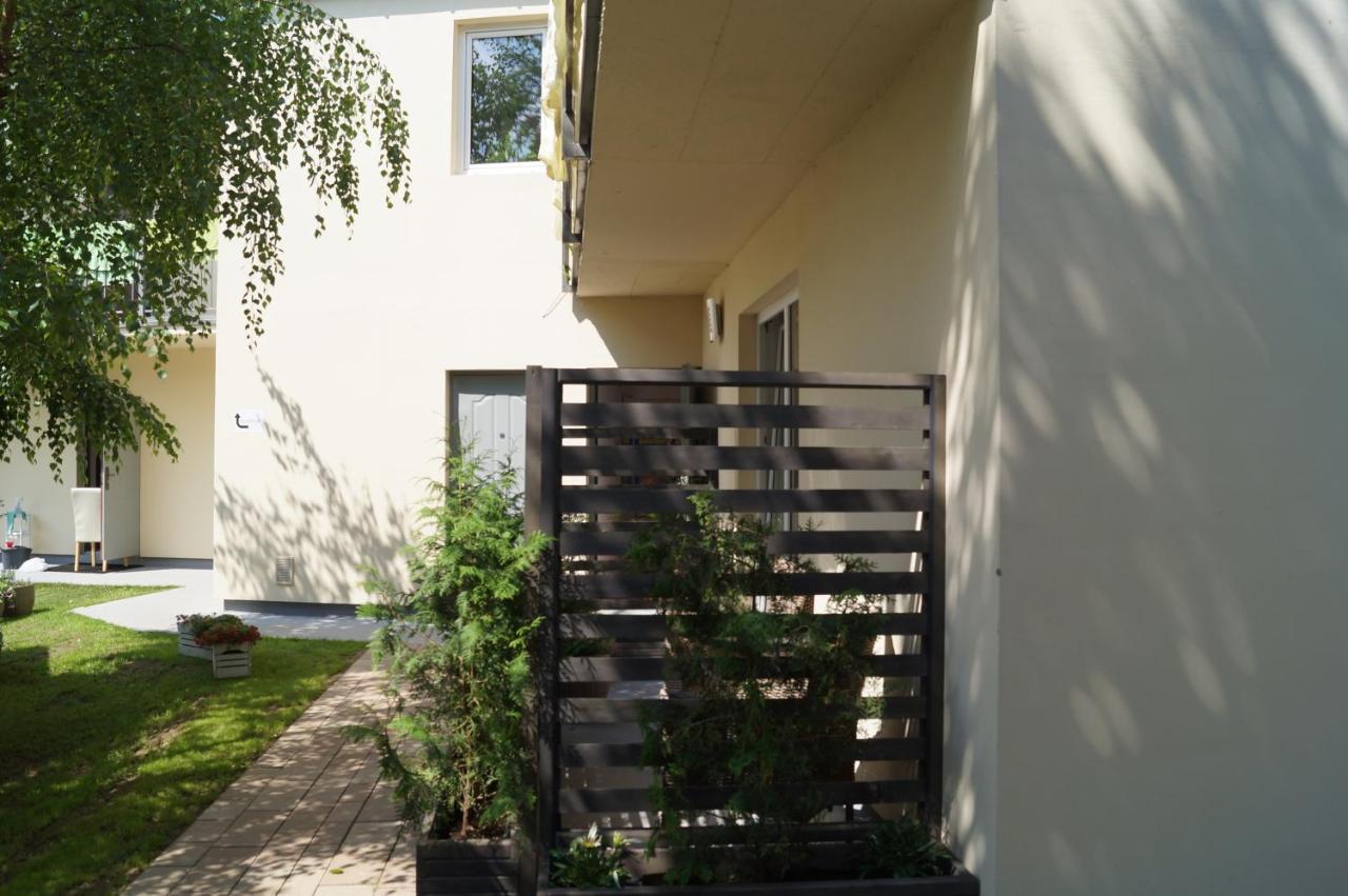 Appartamento Bursztyn 2 Rewal Esterno foto